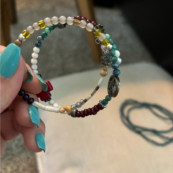 Boho style beaded wrap bracelet and vintage authentic turquoise necklace. - Picture 4 of 6